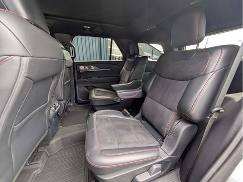 Certified 2025 Ford Explorer ST AWD/4WD image 25