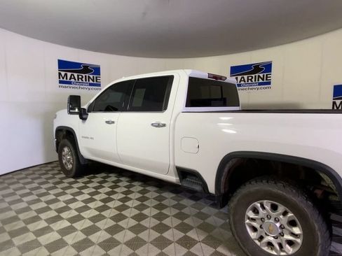 Used 2024 Chevrolet Silverado 2500 LTZ w/ LTZ Convenience Package AWD/4WD image 8