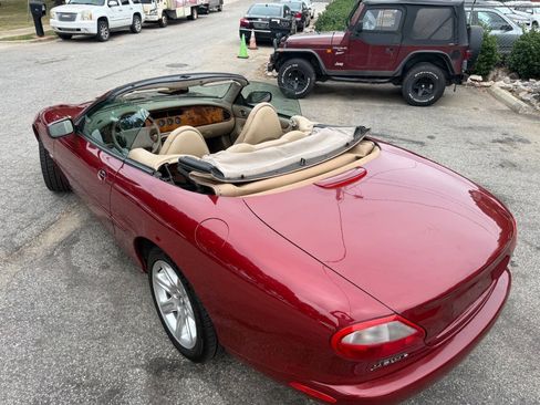 Used 2000 Jaguar XK8 Convertible RWD image 23