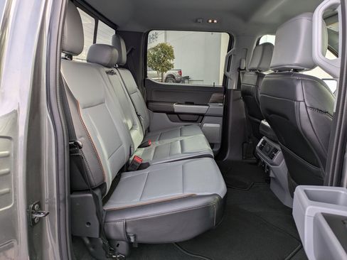 Used 2025 Ford F150 Lariat w/ Equipment Group 501A Mid image 28