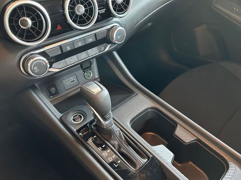 Used 2025 Nissan Sentra S image 35