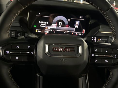 New 2026 GMC Acadia AT4 image 23