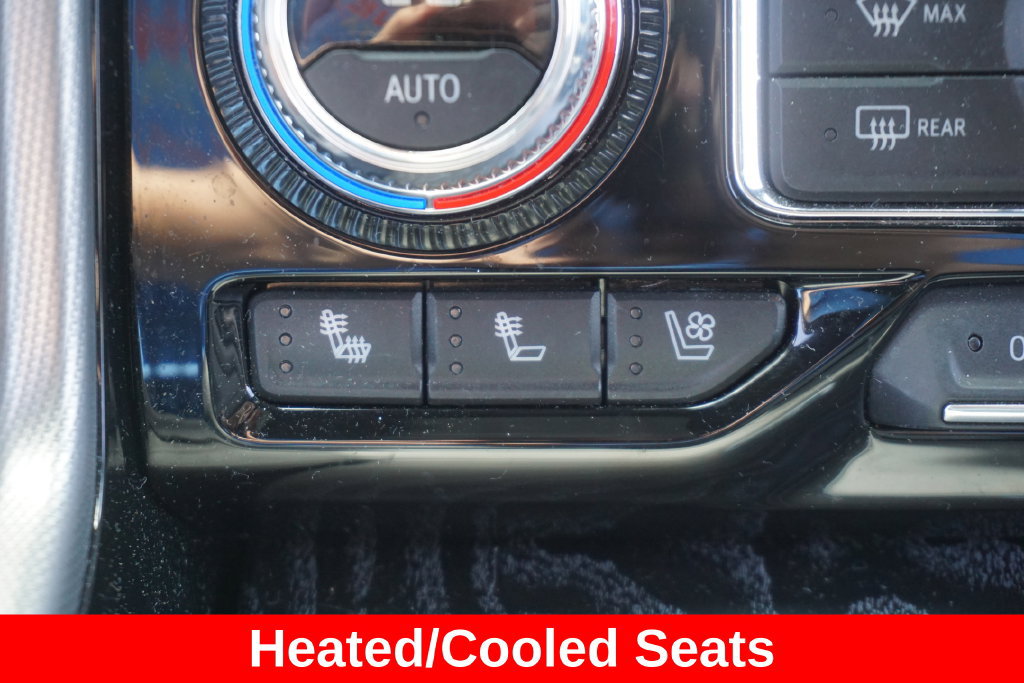 Used 2024 GMC Yukon Denali AWD/4WD image 8