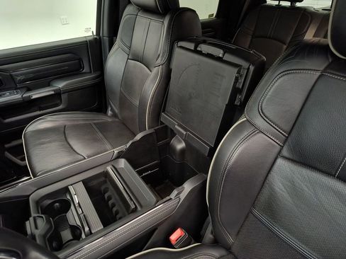 Used 2022 RAM 3500 Limited AWD/4WD image 30