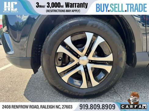 Used 2018 Toyota RAV4 LE w/ All Weather Liner Package AWD/4WD image 10