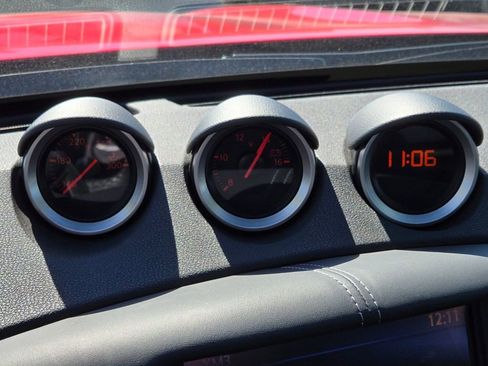 Certified 2020 Nissan 370Z Touring Sport image 24