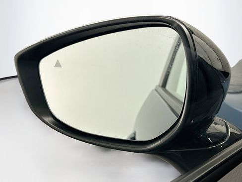 Used 2025 MAZDA CX-50 AWD 2.5 S w/ Preferred Package image 16