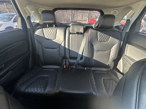 Used 2024 Ford Edge Titanium image 21