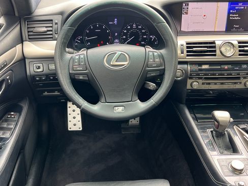 Used 2017 Lexus LS 460 F Sport w/ F Sport Package RWD image 14