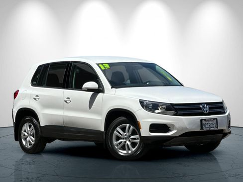 Used 2013 Volkswagen Tiguan S AWD/4WD image 2