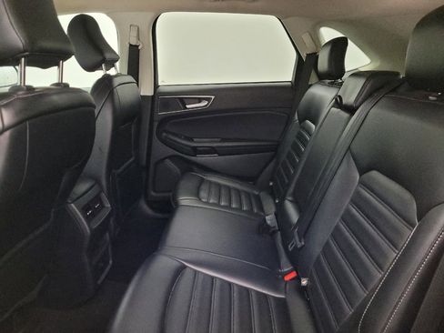 Used 2023 Ford Edge SEL AWD/4WD image 18