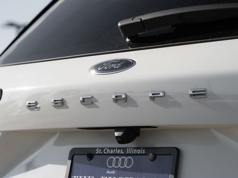 Used 2024 Ford Escape SE FWD image 29