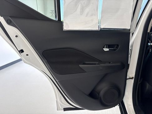 Used 2023 Nissan Kicks SV FWD image 27
