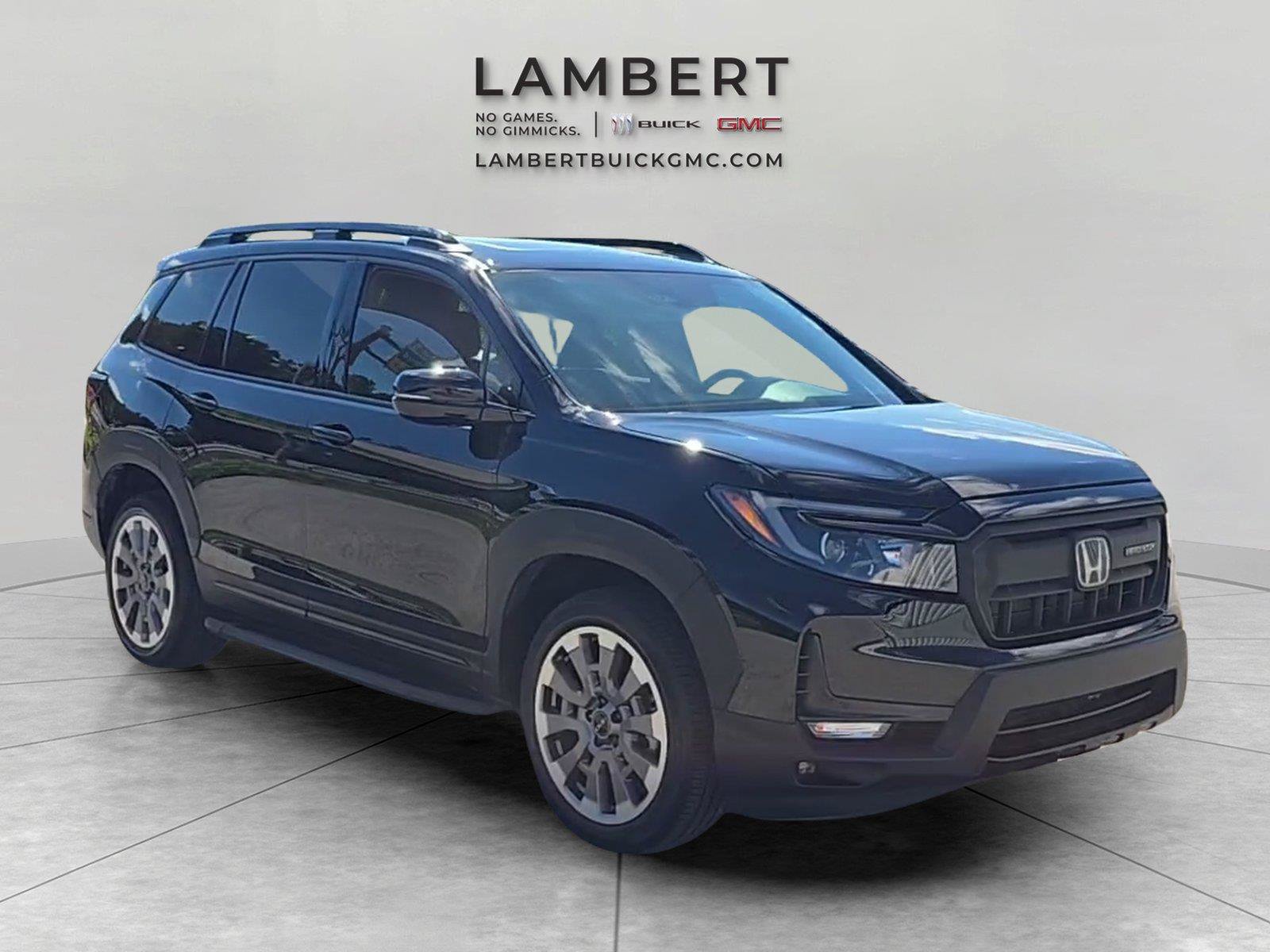 Used 2025 Honda Passport Black Edition image 7
