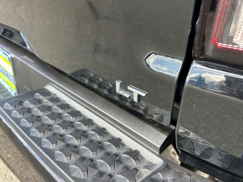 Used 2023 Chevrolet Colorado LT w/ LT Convenience Package AWD/4WD image 33