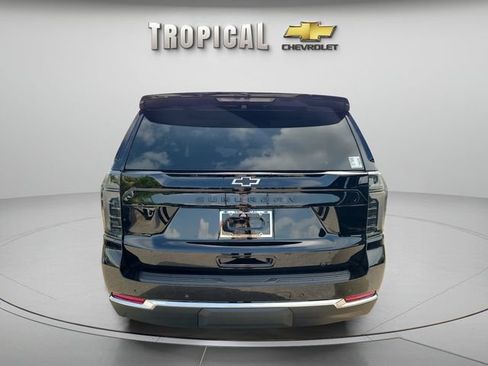 New 2026 Chevrolet Suburban LT w/ Comfort Package RWD image 4