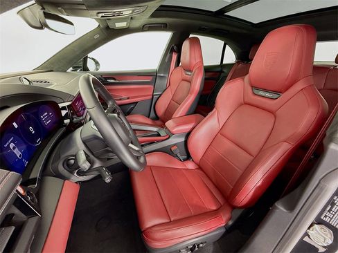 Used 2024 Porsche Macan Turbo Electric image 5