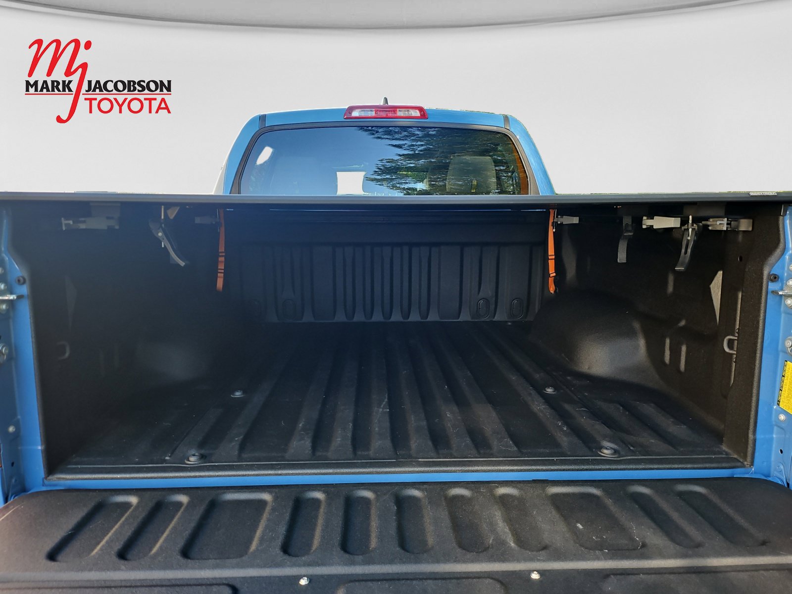 Used 2020 Toyota Tundra Limited w/ Limited Premium Package AWD/4WD image 19