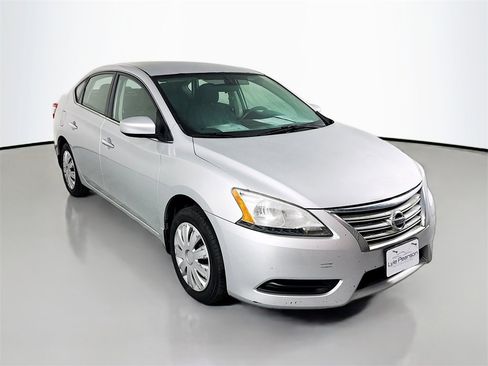 Used 2014 Nissan Sentra SV image 7