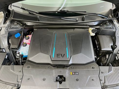 Used 2024 Hyundai Ioniq 5 SEL image 34