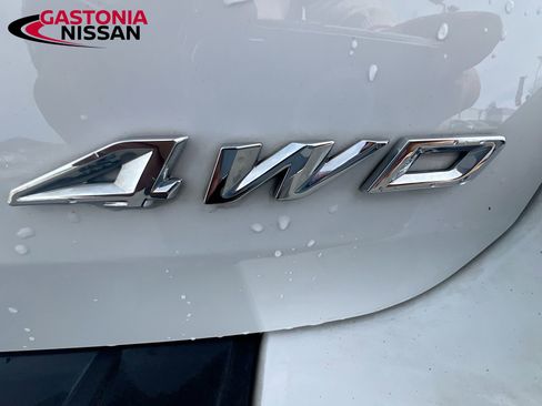 Used 2022 Ford Explorer XLT w/ Equipment Group 202A image 42