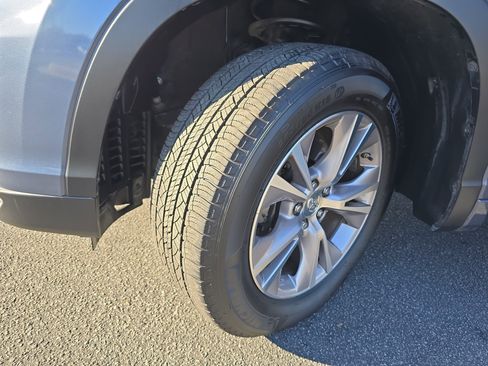 Used 2015 Toyota Highlander XLE image 30