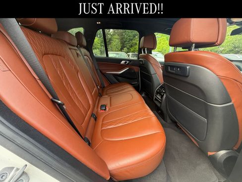 Used 2021 BMW X5 xDrive40i w/ M Sport Package AWD/4WD image 11