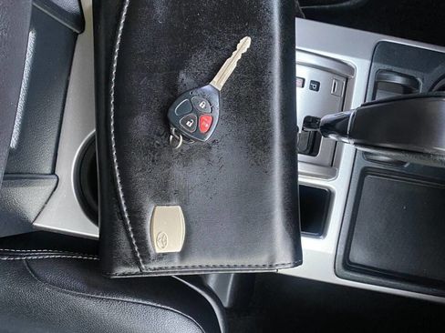 Used 2017 Toyota 4Runner SR5 Premium image 17