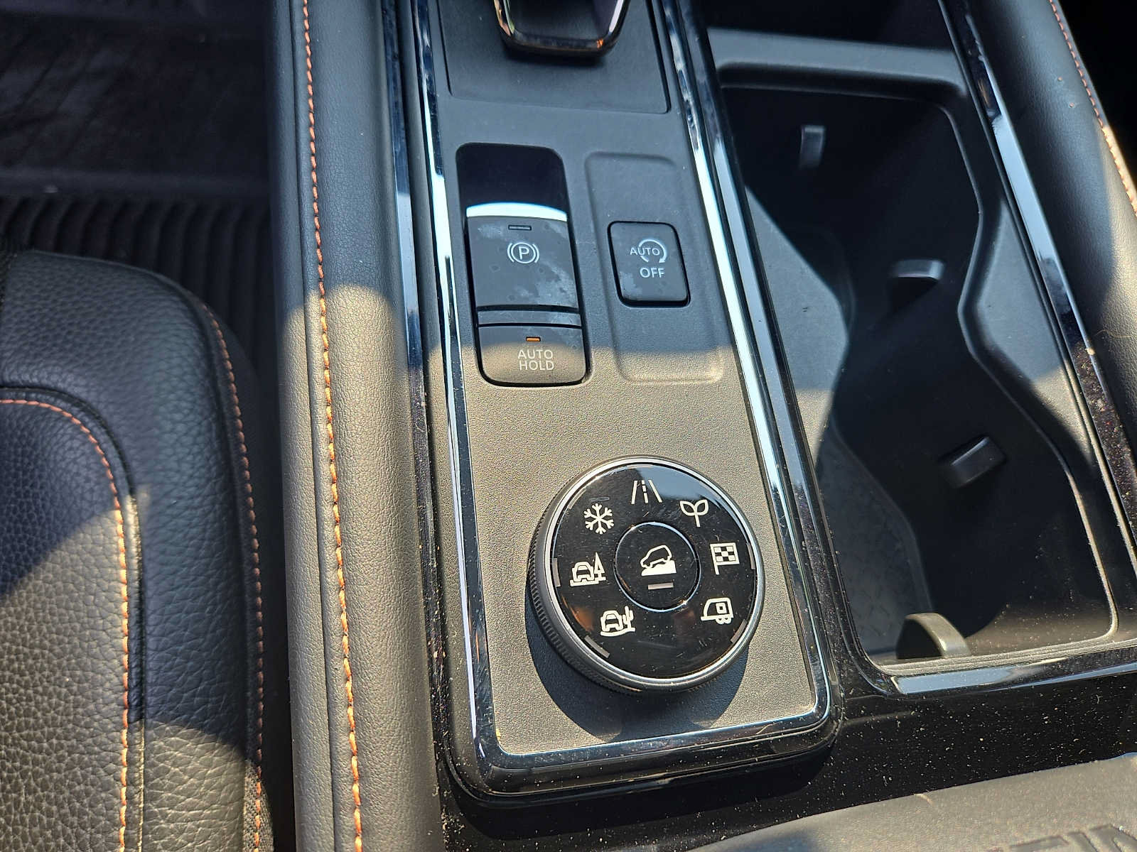 Used 2023 Nissan Pathfinder Rock Creek AWD/4WD image 26
