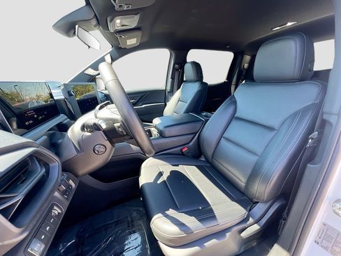 Used 2024 Chevrolet Silverado EV W/T AWD/4WD image 19
