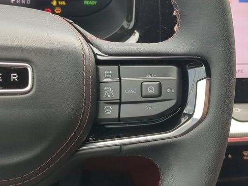 Used 2024 Jeep Wagoneer Launch Edition AWD/4WD image 33