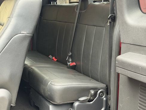 Used 2014 Ford F350 Lariat image 19