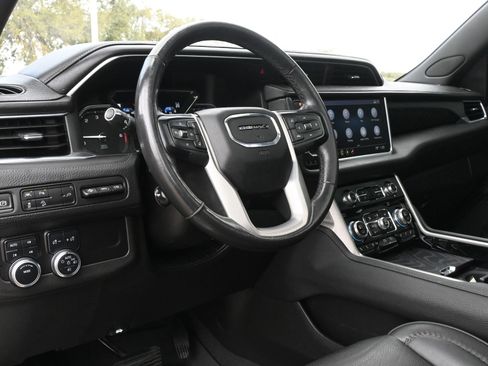 Used 2021 GMC Yukon Denali w/ LPO, Illumination Package image 17