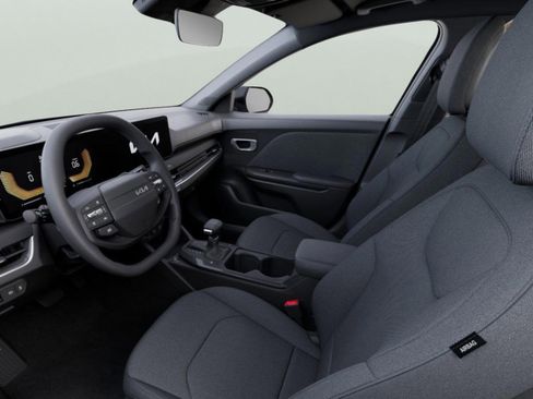 New 2026 Kia K4 LXS image 17