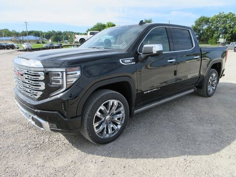 New 2026 GMC Sierra 1500 Denali AWD/4WD image 12