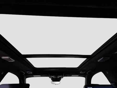 Used 2022 Cadillac Escalade ESV Sport Platinum w/ LPO, ONYX Package image 21