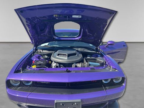 Used 2019 Dodge Challenger R/T Scat Pack w/ Shaker Package image 11