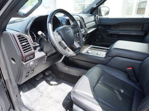 Used 2020 Ford Expedition Limited w/ Equipment Group 301A AWD/4WD image 9