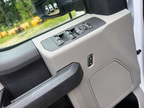 Used 2017 Ford F350 XL AWD/4WD image 12