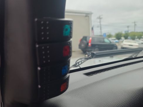 Used 2012 Jeep Wrangler Unlimited Sport w/ Dual Top Group image 22