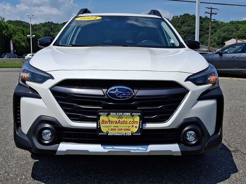 Used 2024 Subaru Outback Limited AWD/4WD image 2