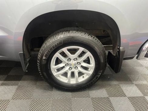 Used 2019 Chevrolet Silverado 1500 LT w/ All-Star Edition AWD/4WD image 26