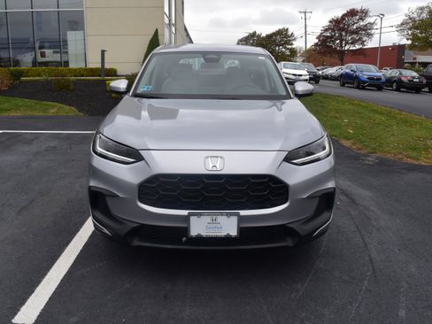 Certified 2023 Honda HR-V LX image 6