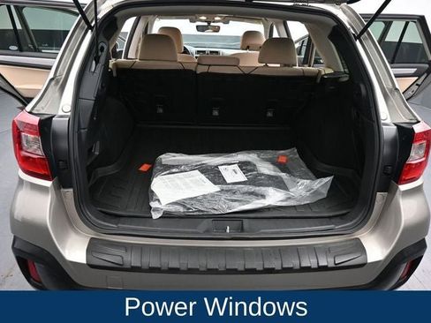 Used 2018 Subaru Outback 2.5i Premium image 18