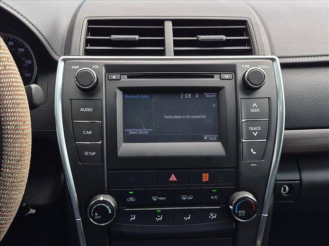 Used 2017 Toyota Camry LE FWD image 10