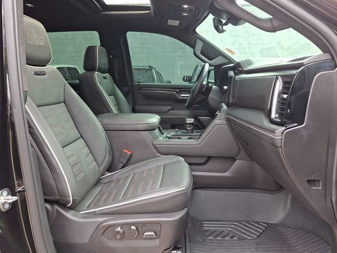 Used 2024 GMC Sierra 1500 AT4X w/ AT4X AEV Edition AWD/4WD image 12