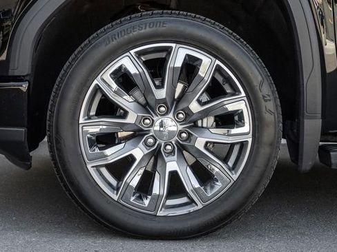 Used 2024 GMC Sierra 1500 Denali w/ Denali Reserve Package image 18