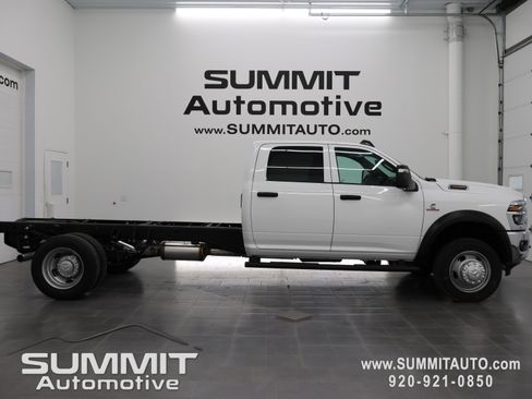 New 2026 RAM 5500 Tradesman w/ Chrome Appearance Group AWD/4WD image 1