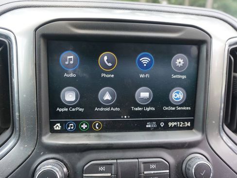 Used 2021 Chevrolet Silverado 1500 LT w/ Bed Protection Package AWD/4WD image 10