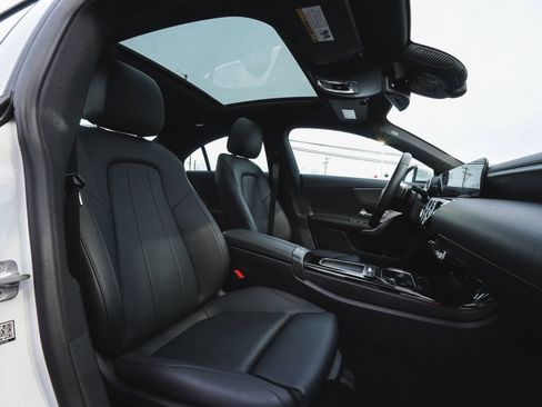 Used 2025 Mercedes-Benz CLA 250 4MATIC image 37